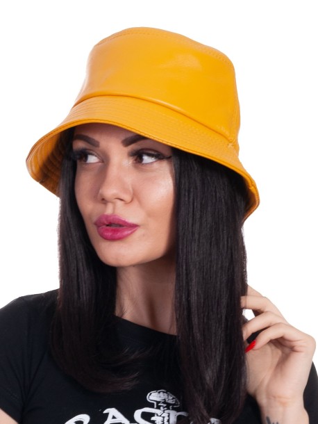 Czapka damska z daszkiem – żółta