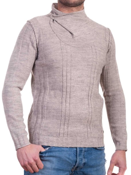 Sweter Mario