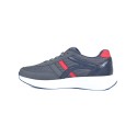Szare, oddychające buty sportowe