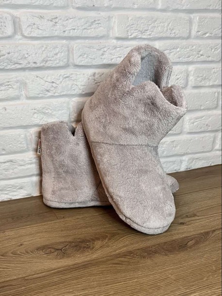 Wysokie buty do kostki