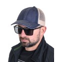 Czapka z daszkiem i siatką