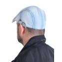 Jasnoniebieska czapka z daszkiem typu "trucker"